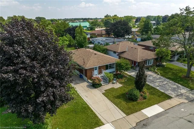 Additional property image - 5 Burrwood Dr