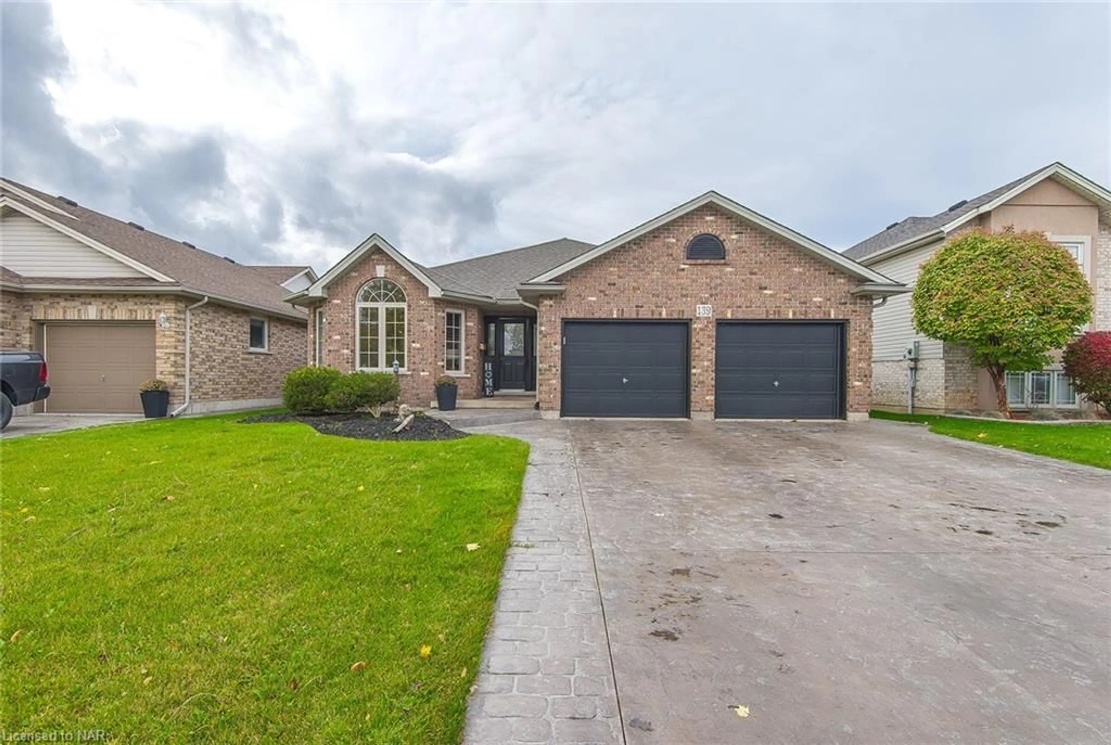 Frontside or backside of a home, the street view for 139 Abbey Rd, Welland Ontario L3C 7L1