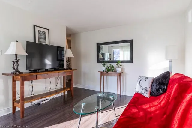 Additional property image - 81 Charlton Ave Unit 1004