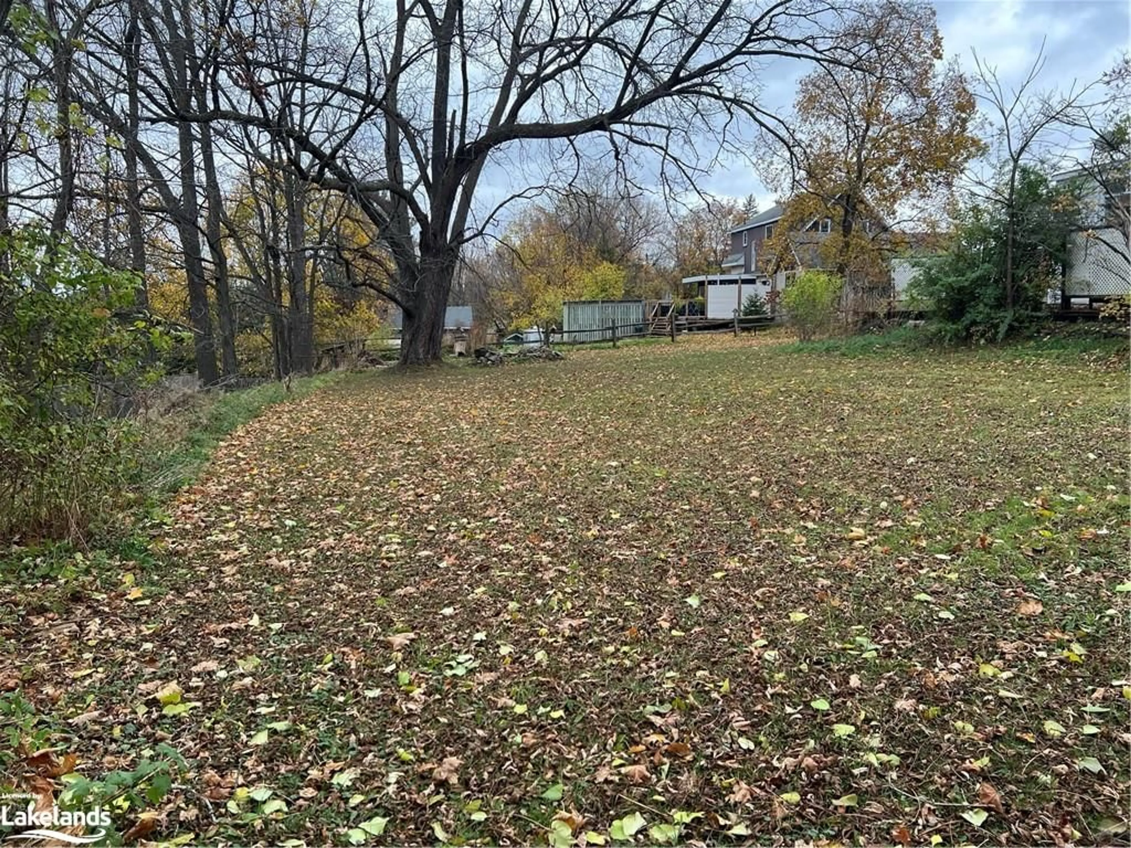 A pic from exterior of the house or condo, the fenced backyard for 142 Jephson St, Victoria Harbour Ontario L0K 2A0