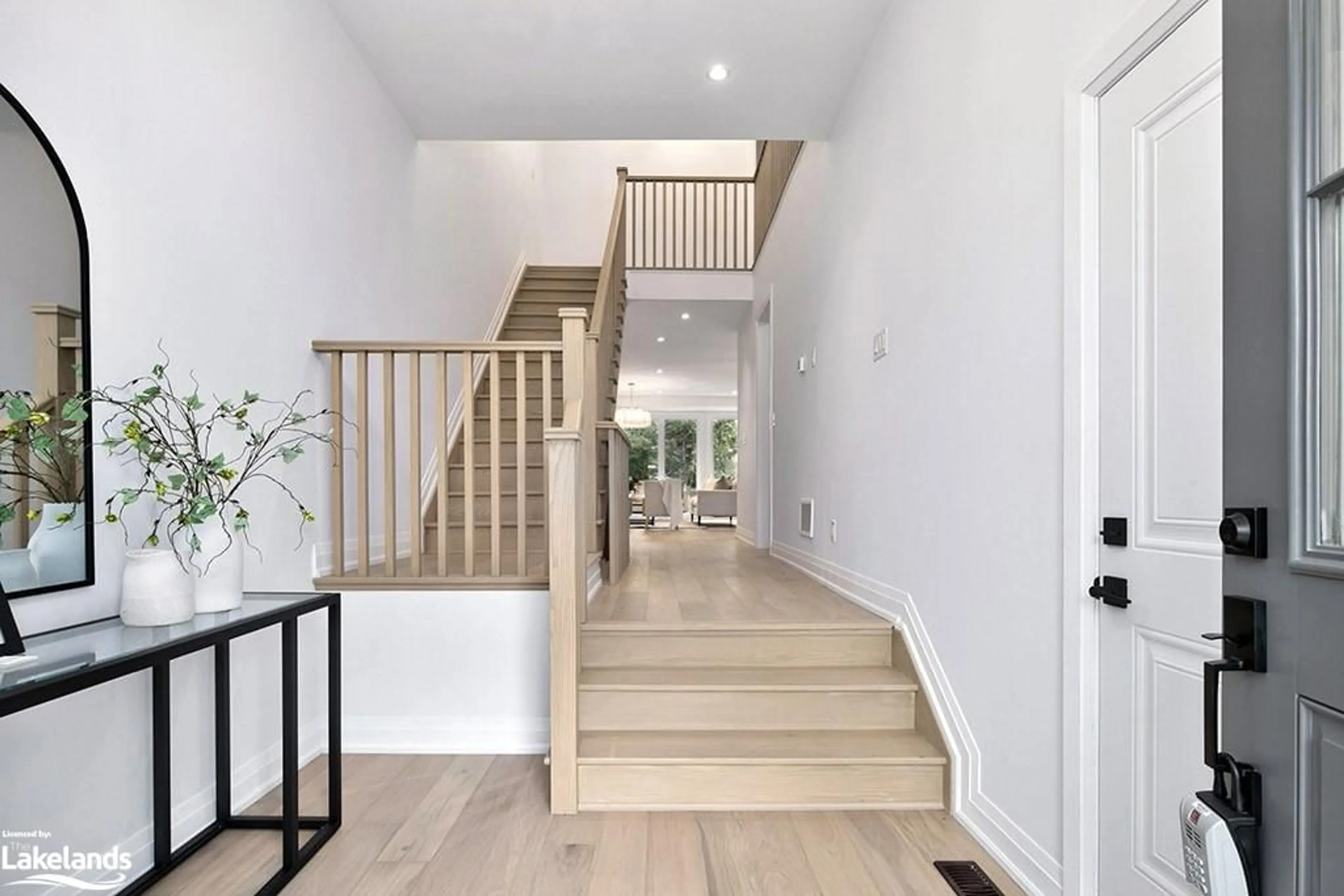 Indoor foyer, wood floors for 134 Landry Lane #16, Thornbury Ontario N0H 2P0