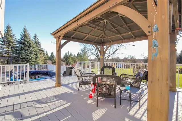 Additional property image - 11044 1st Line