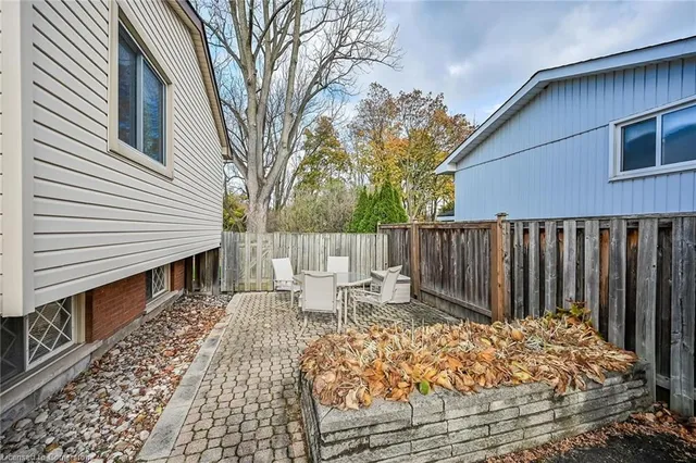 Additional property image - 54 Little John Rd