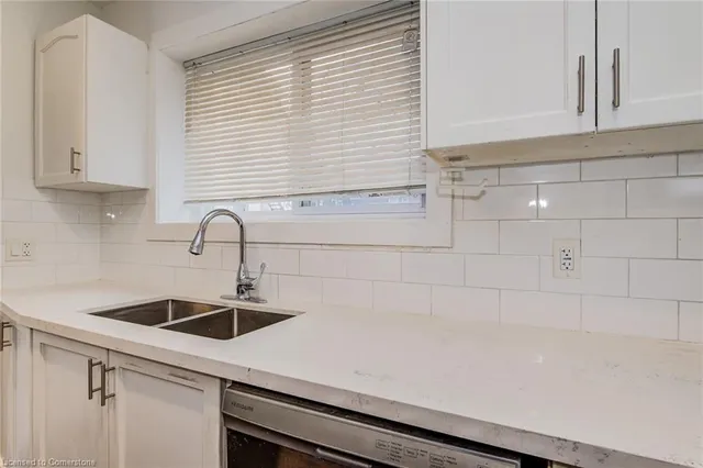 Additional property image - 78 Stinson St
