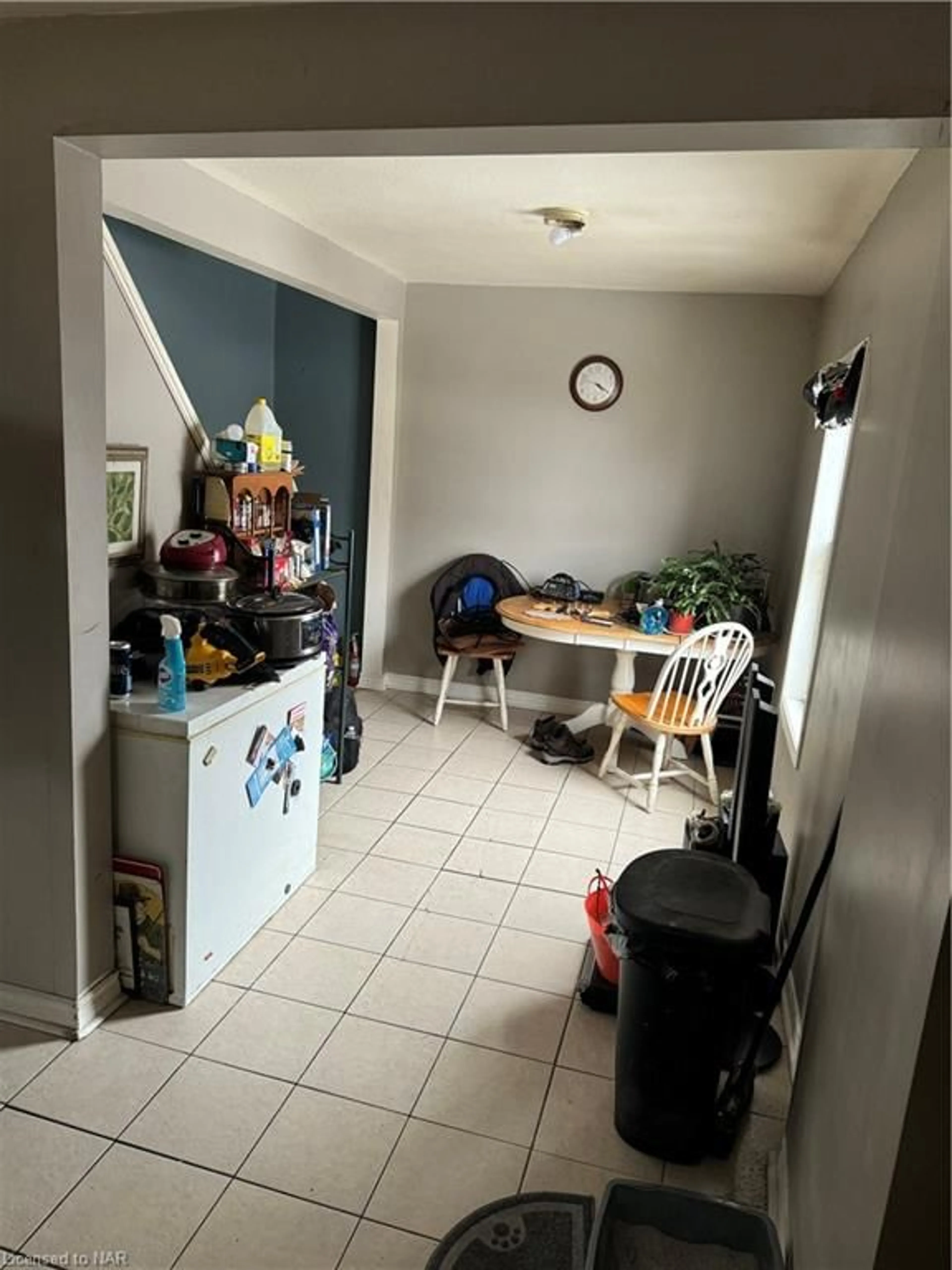 A pic of a room, not visible floor for 5564 Fraser St, Niagara Falls Ontario L2E 3C9