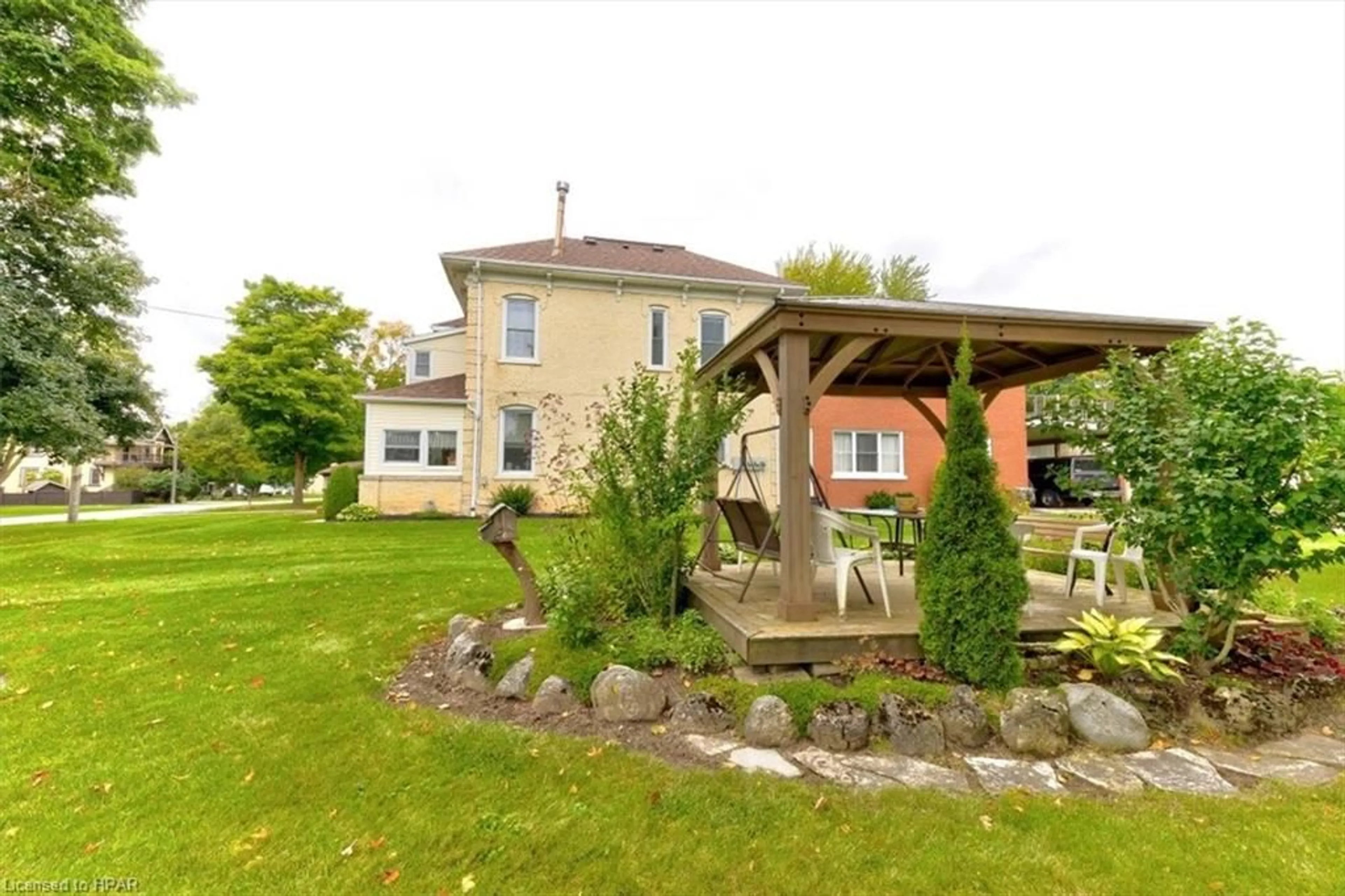 Patio, cottage for 163 John St, Harriston Ontario N0G 1Z0