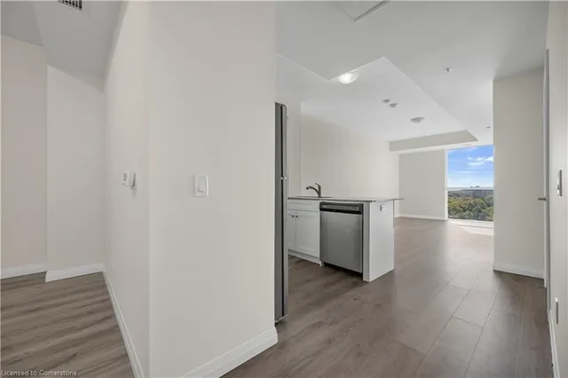 Additional property image - 60 Charles St Unit 807