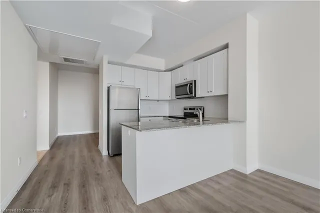 Additional property image - 60 Charles St Unit 807