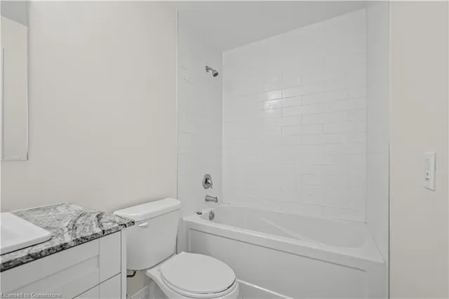 Additional property image - 60 Charles St Unit 807