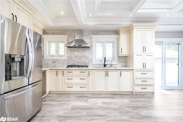 148 Sand Rd, Holland Landing 4
