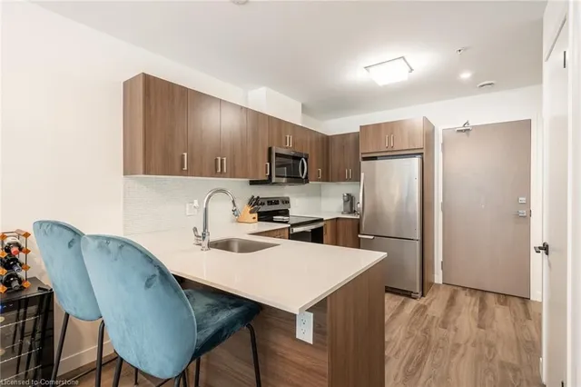 Additional property image - 467 Charlton Ave Unit 101