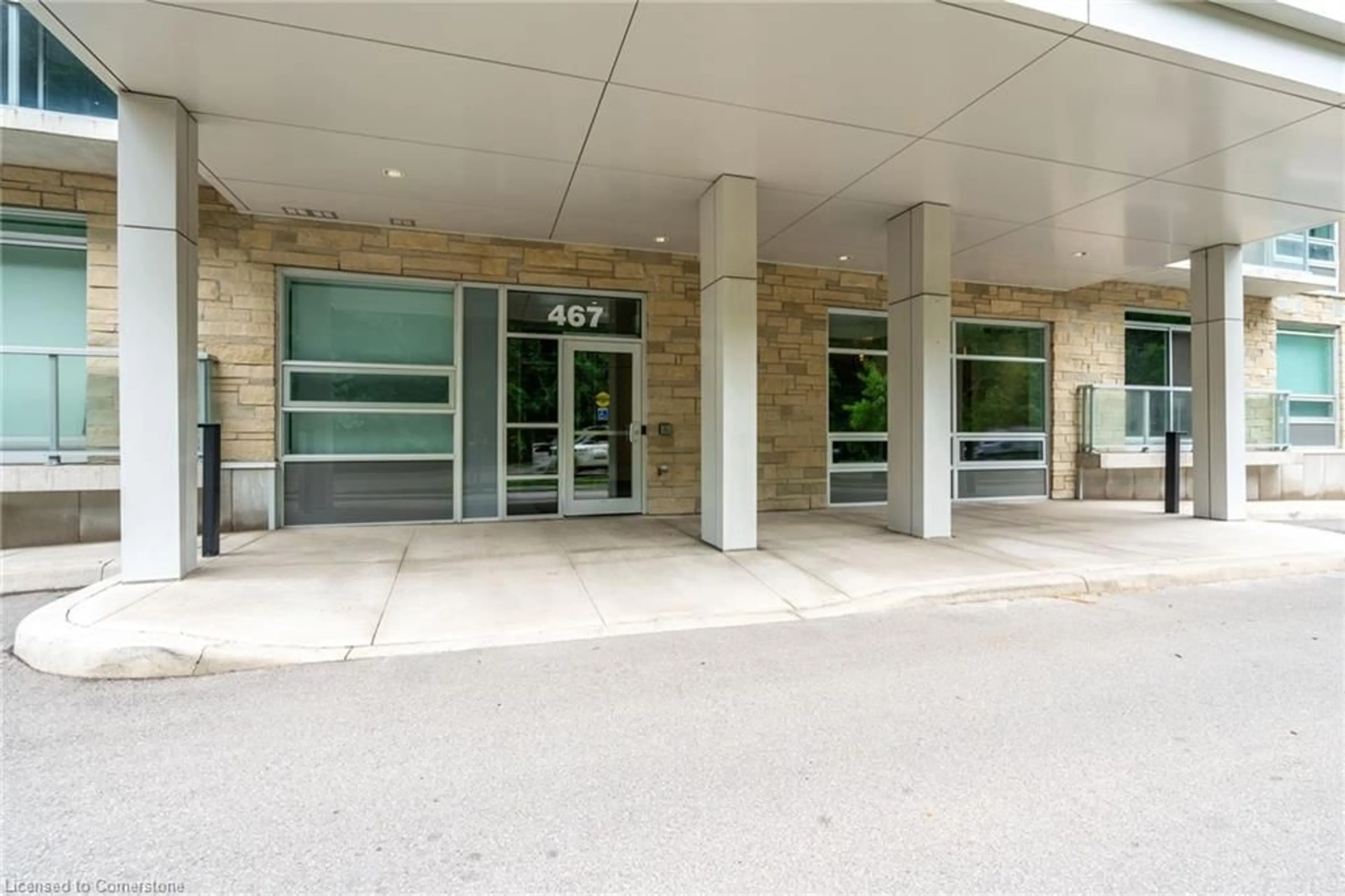 Indoor foyer, unknown floor for 467 Charlton Ave #101, Hamilton Ontario L8N 0B3