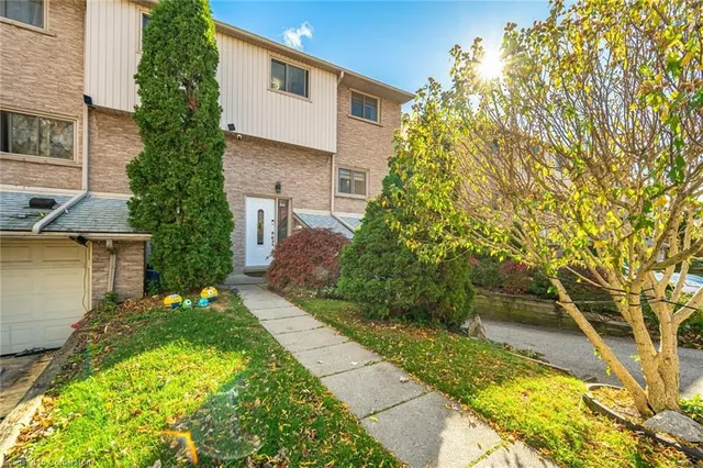 Additional property image - 342 Catharine St