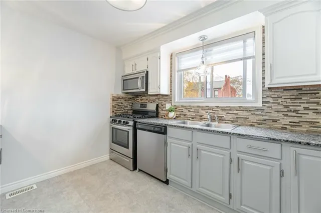 Additional property image - 342 Catharine St