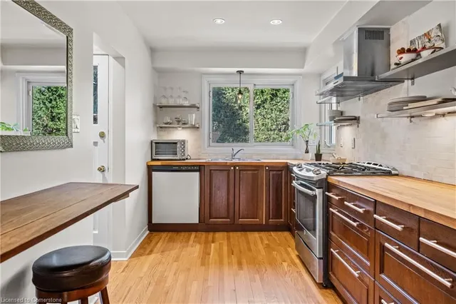 Additional property image - 375 Clarendon Dr