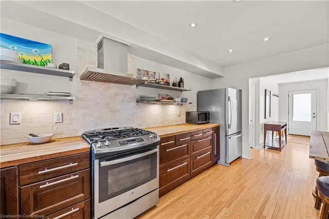 Additional property image - 375 Clarendon Dr