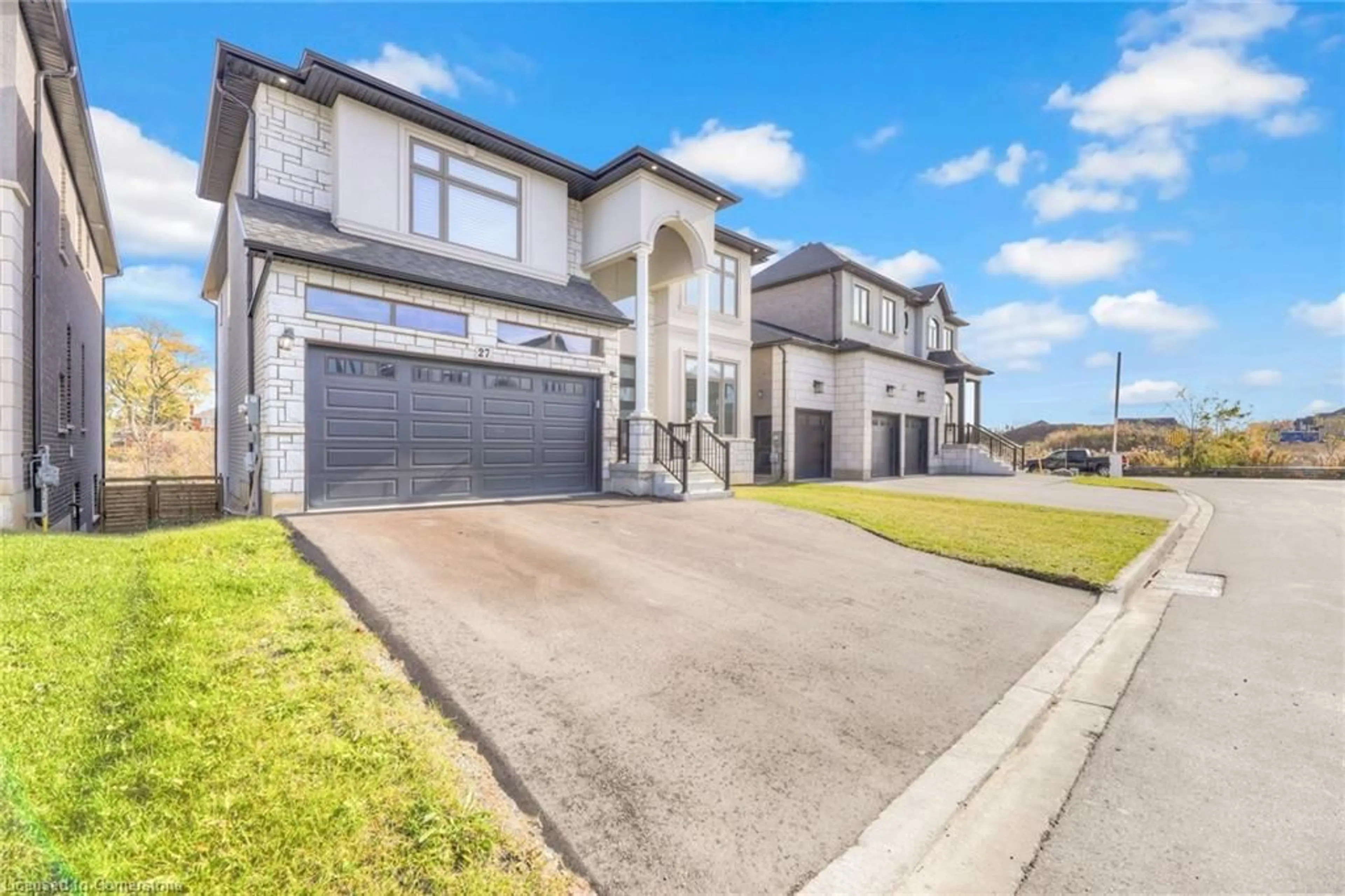 Frontside or backside of a home, the street view for 27 Deerfield Lane, Ancaster Ontario L9K 0K2