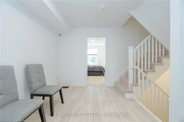 Additional property image - 1095 Cooke Blvd Unit 31
