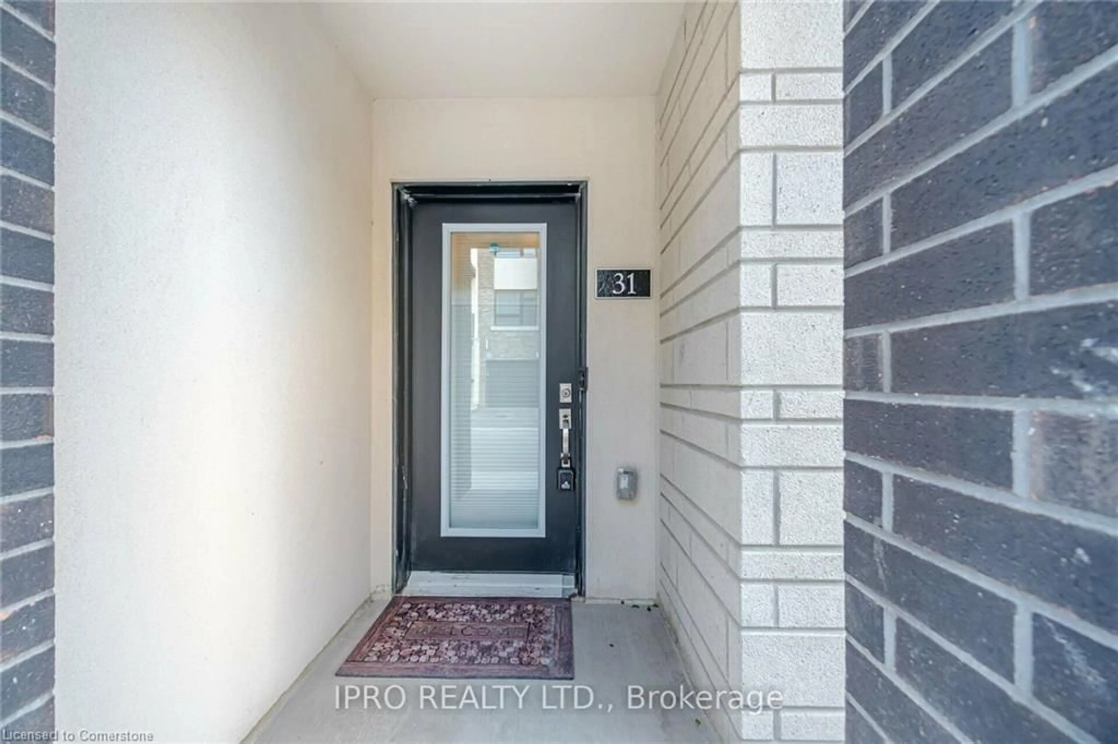 Indoor entryway, cement floor for 1095 Cooke Blvd #31, Burlington Ontario L7T 0C4