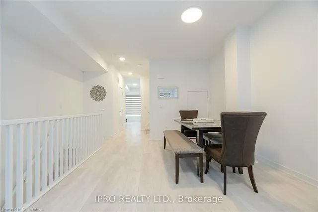 Additional property image - 1095 Cooke Blvd Unit 31