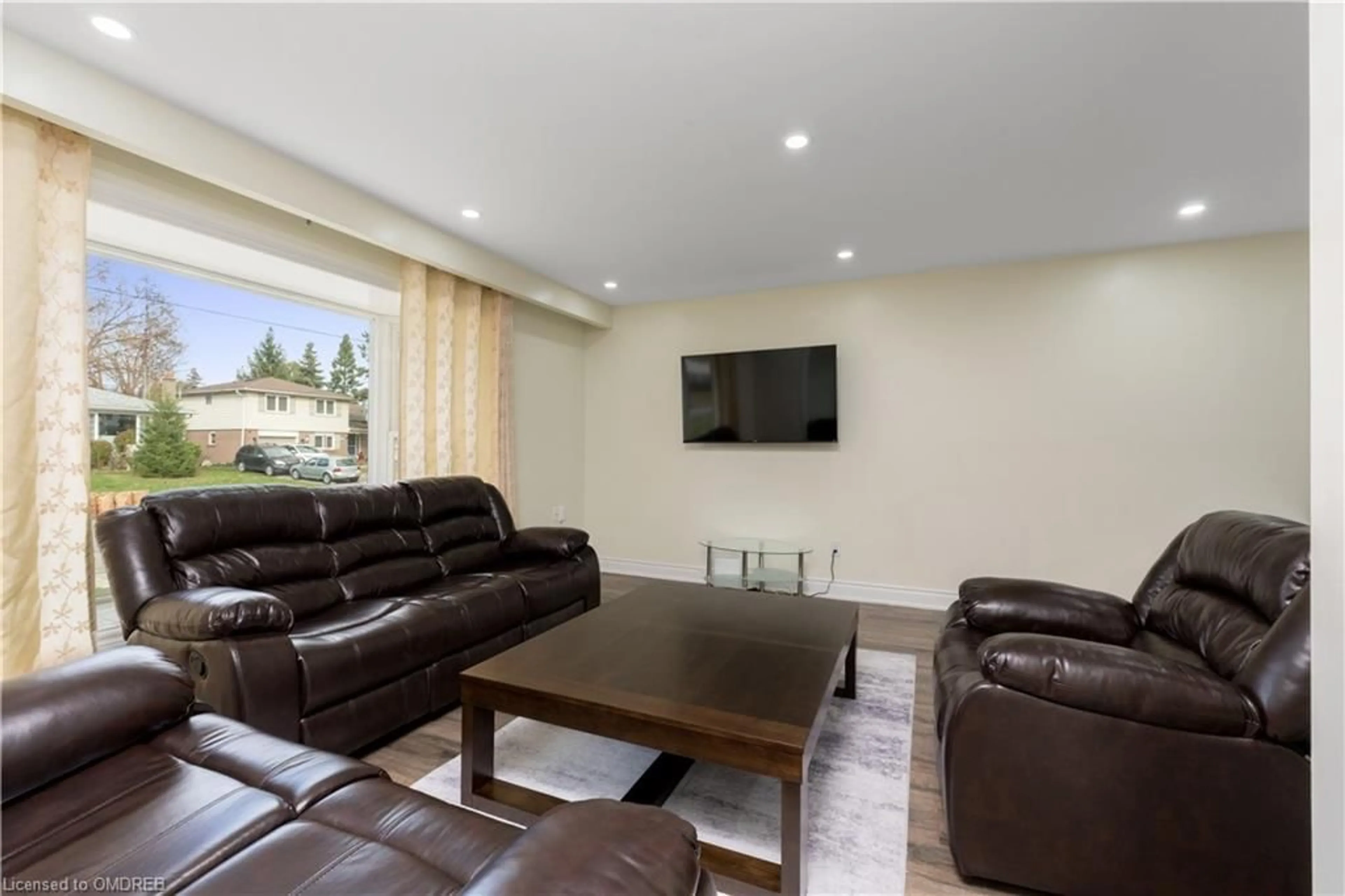 Living room, wood floors for 67 Eleanor Cres, Georgetown Ontario L7G 2T7