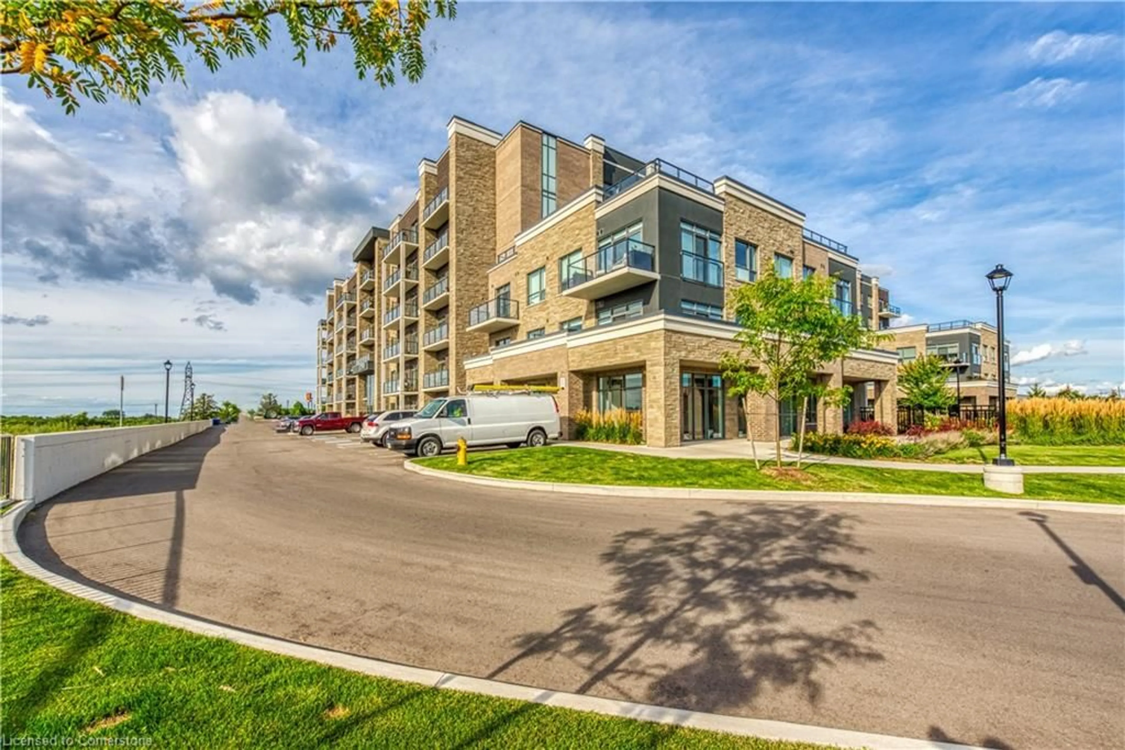 A pic from exterior of the house or condo, the street view for 5055 Greenlane Rd #141, Beamsville Ontario L0R 1B3