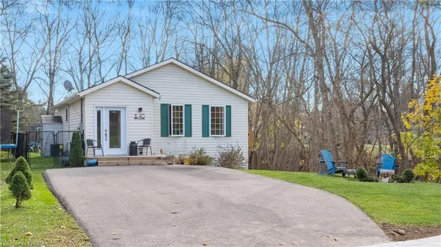40 Silver Lake Dr, Port Dover 3