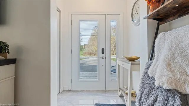 40 Silver Lake Dr, Port Dover 5