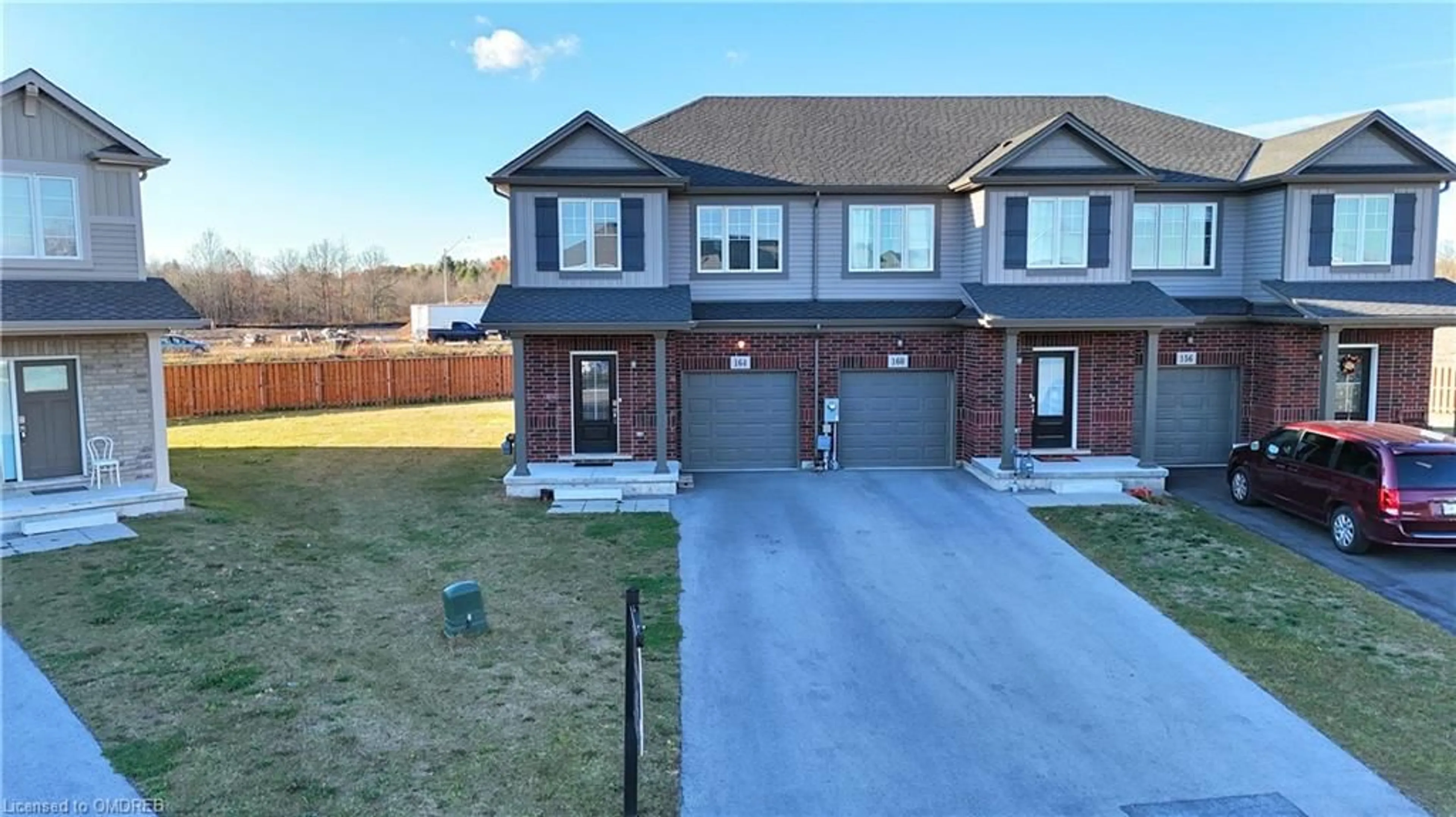 Home with brick exterior material for 164 Sunflower Pl, Welland Ontario L3B 5N8