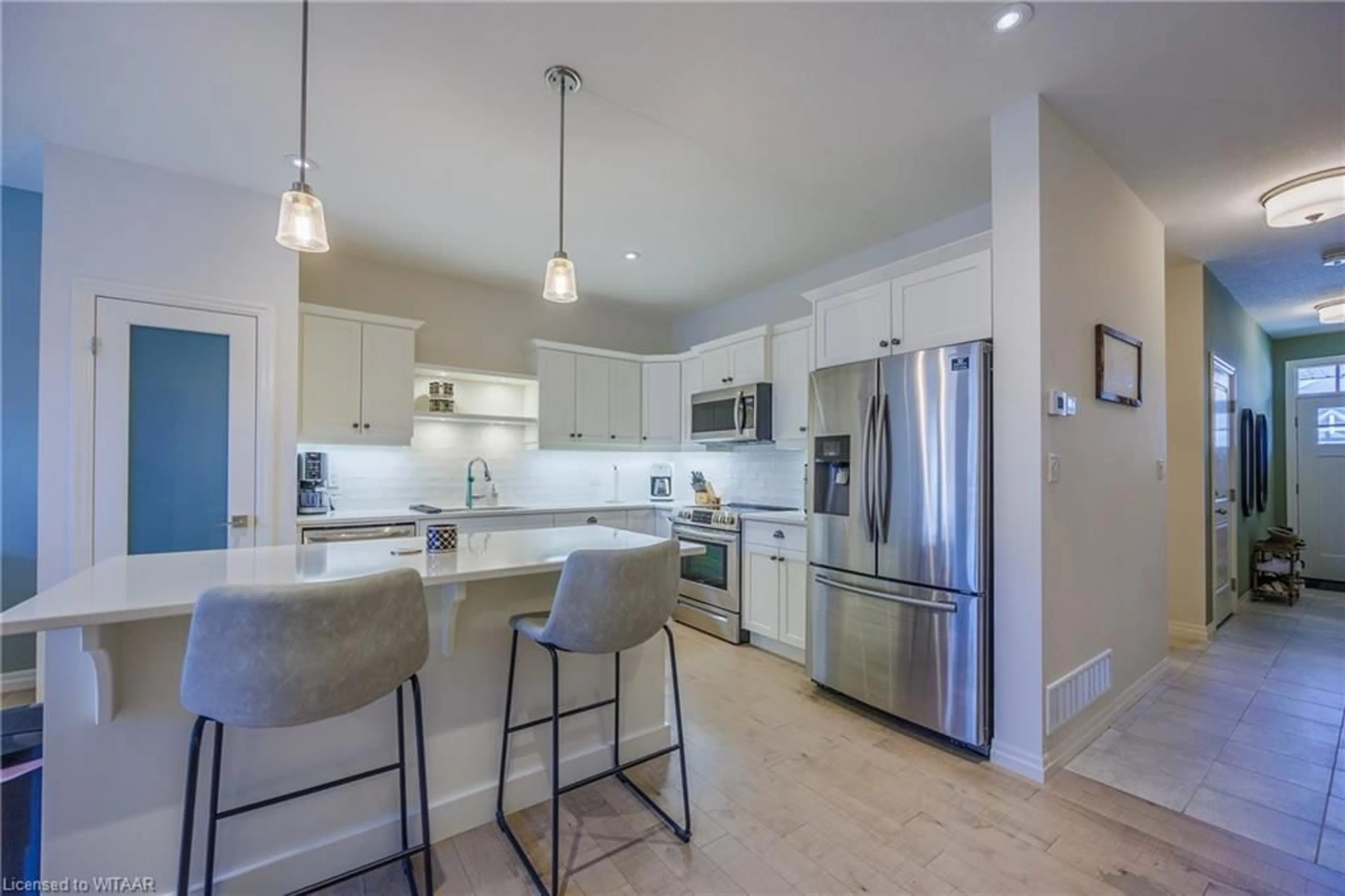 Open concept kitchen for 22 Cortland Terr, St. Thomas Ontario N5R 0J7