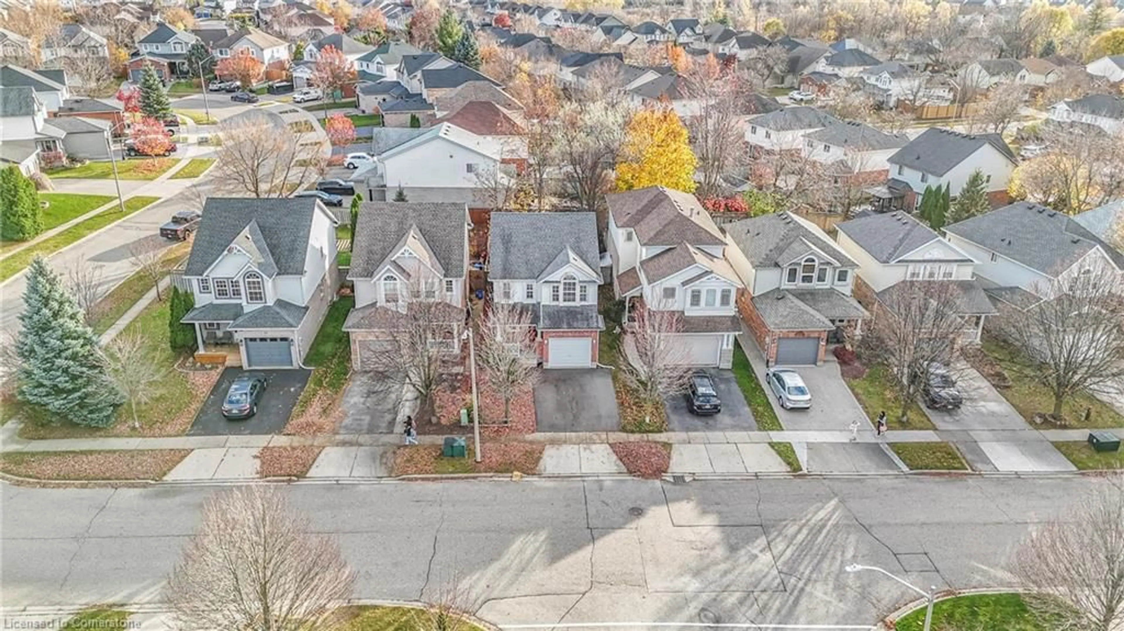 A pic from exterior of the house or condo, the street view for 79 Jerry Dr, Cambridge Ontario N3C 4G2