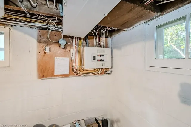 Additional property image - 2 Chedoke Ave