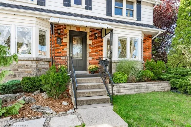 Additional property image - 2 Chedoke Ave