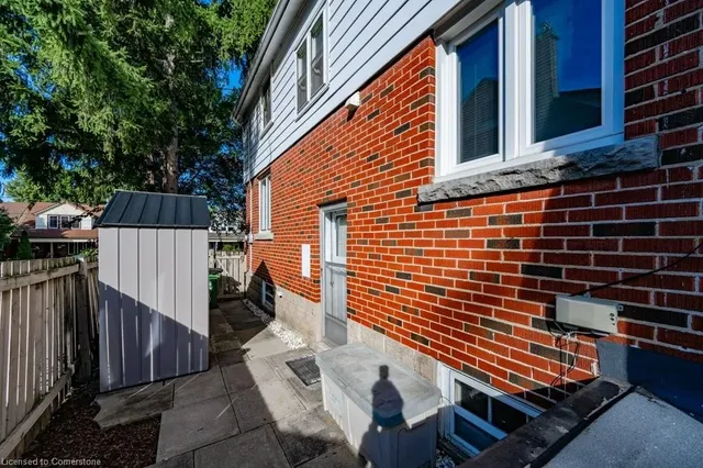 Additional property image - 2 Chedoke Ave