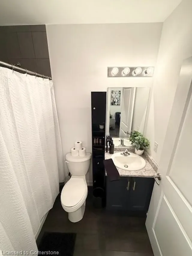 Additional property image - 470 Dundas St Unit 102