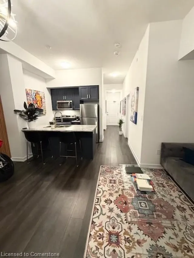 Additional property image - 470 Dundas St Unit 102
