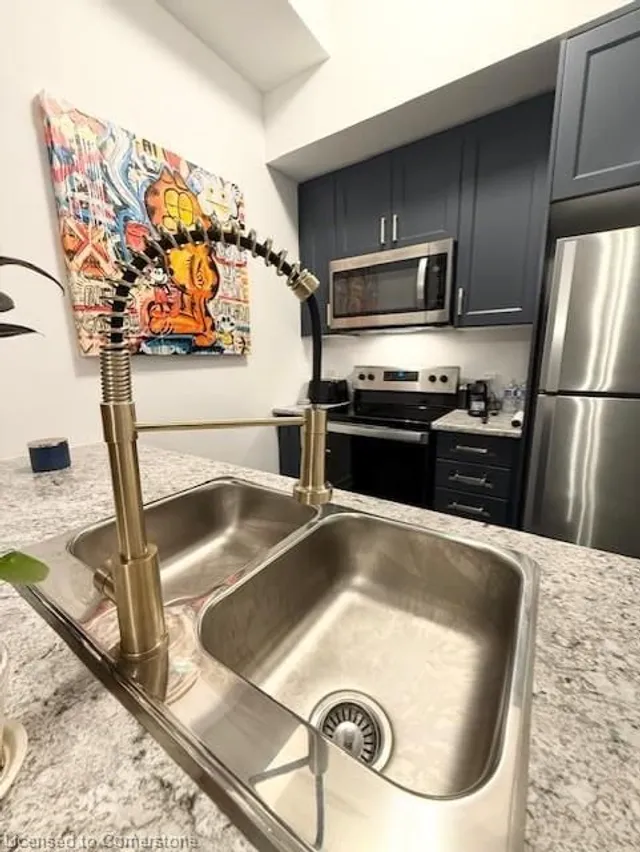 Additional property image - 470 Dundas St Unit 102