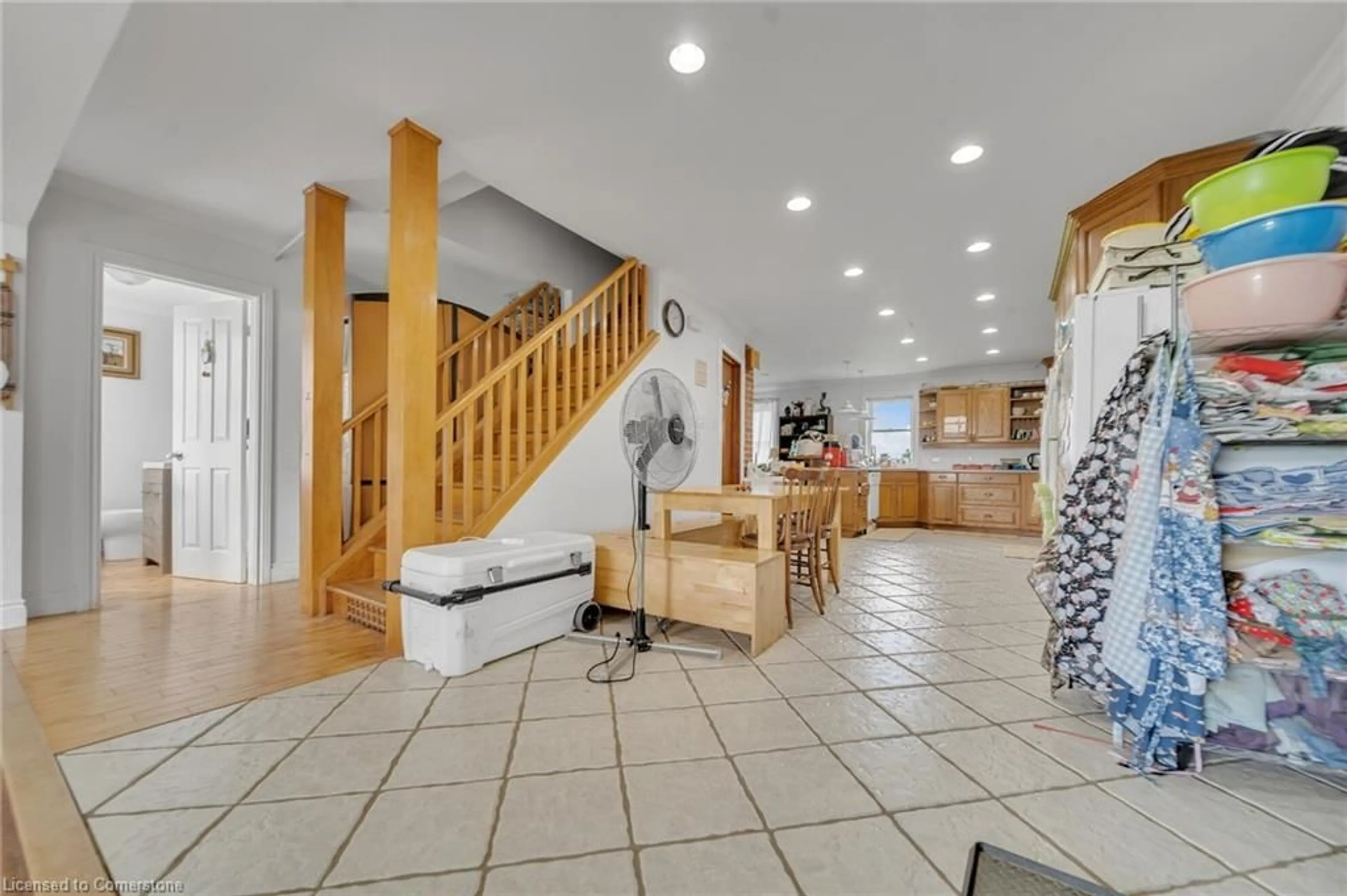 Indoor foyer, wood floors for 475461 County Road 11 Rd, Amaranth Ontario L0N 1S5