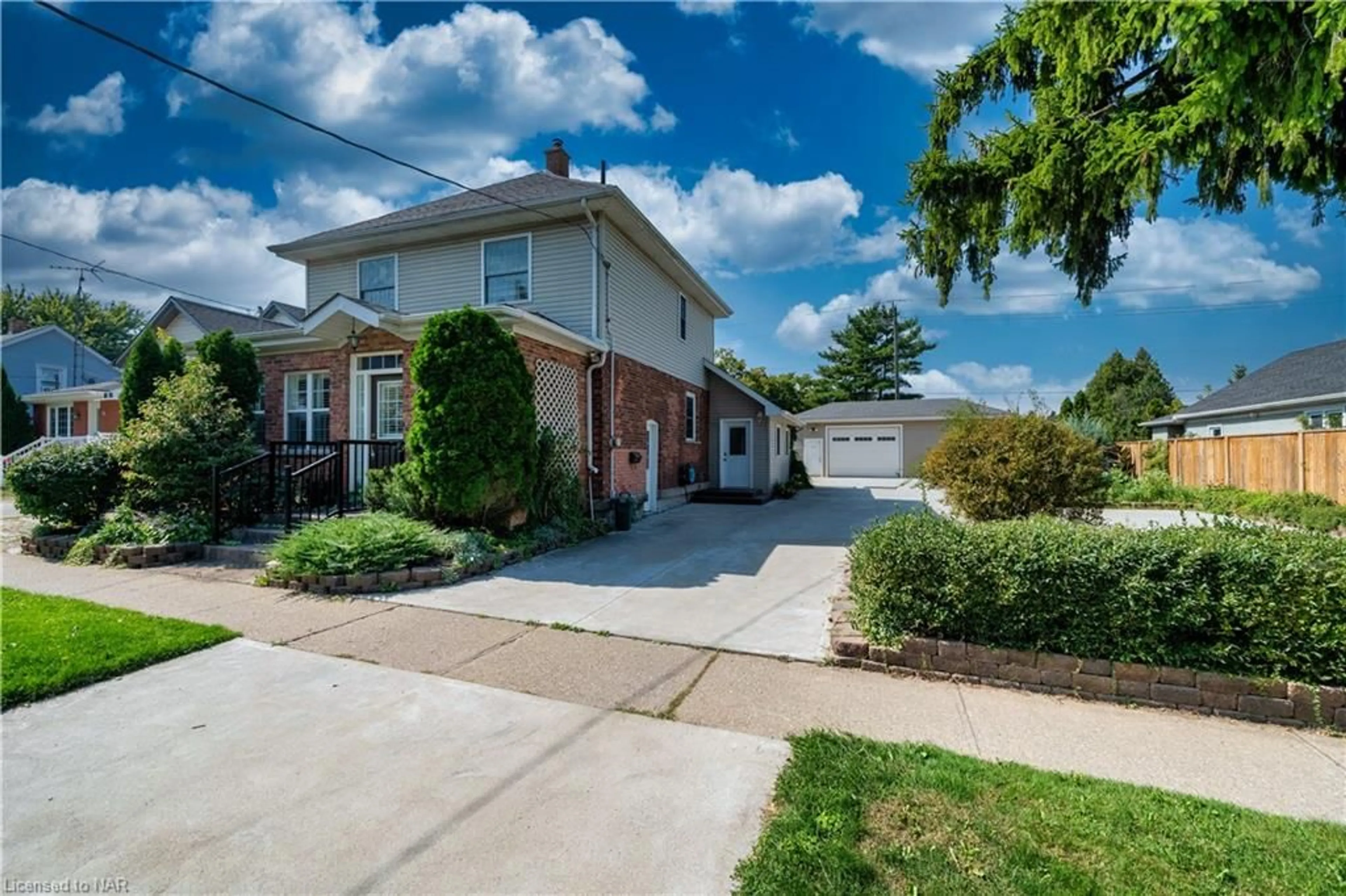 A pic from exterior of the house or condo, the street view for 63 Rodman St, St. Catharines Ontario L2R 5C9