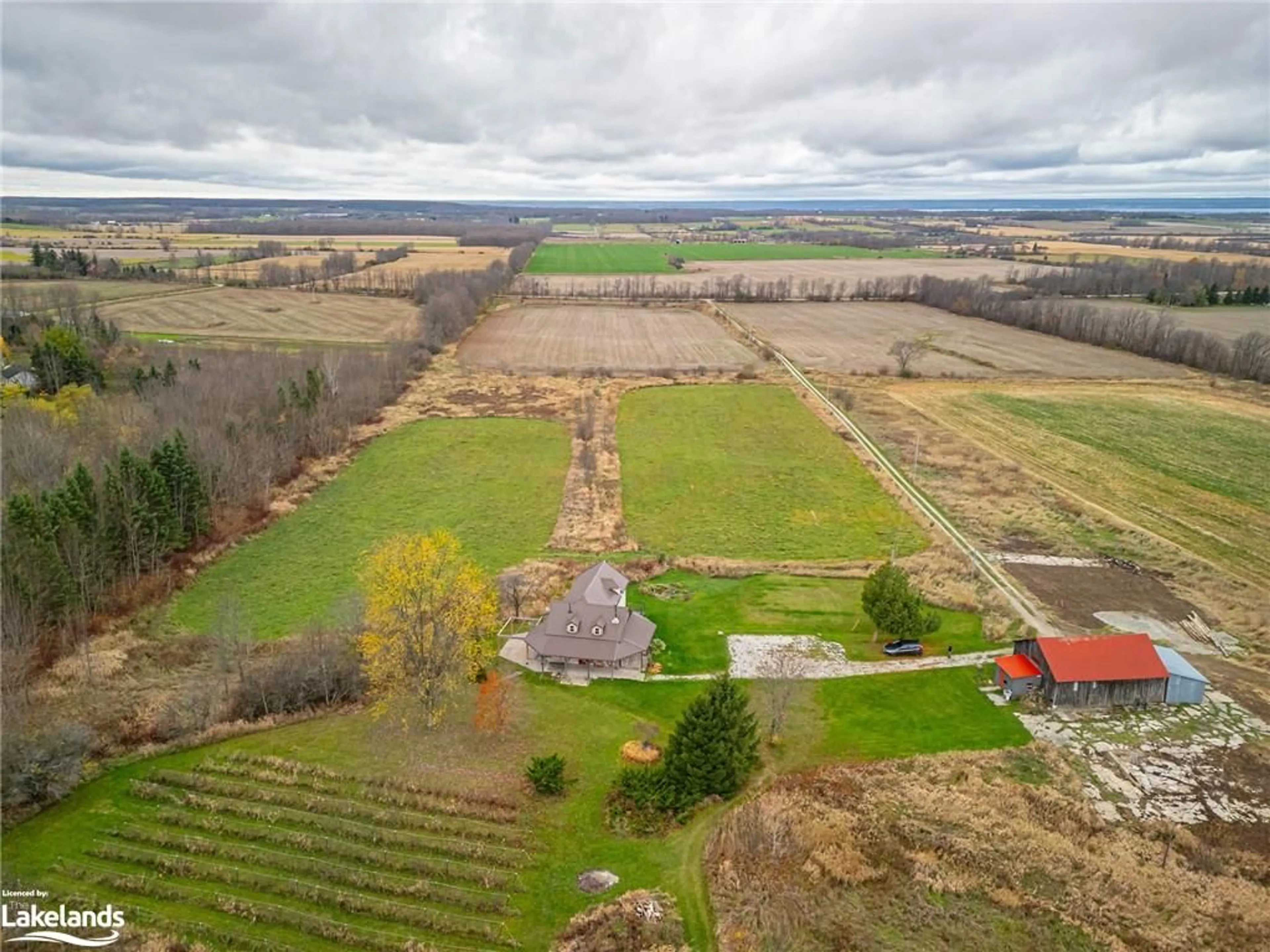 Shed for 598519 Concession Road 2, Meaford Municipality Ontario N4K 5W4