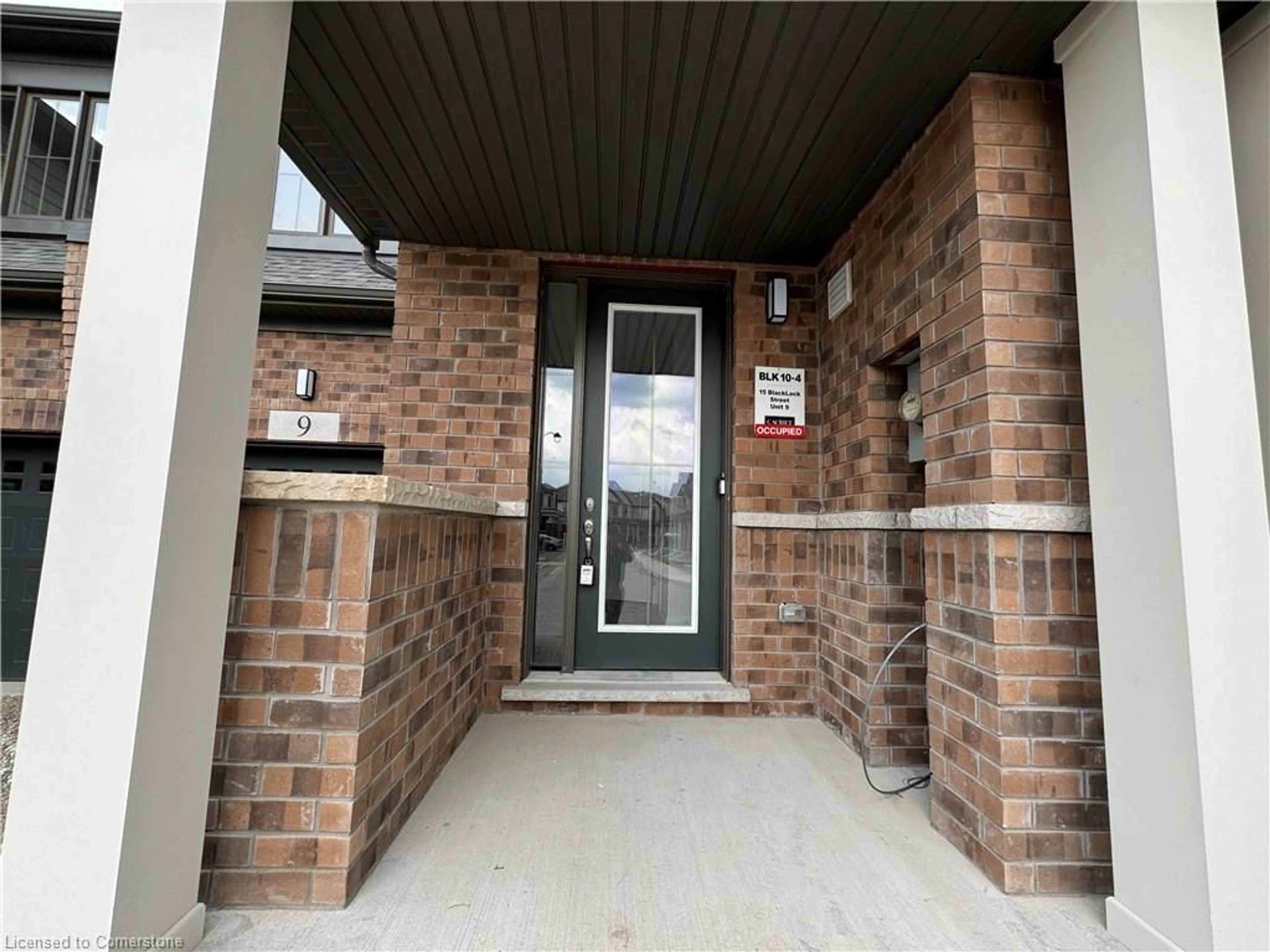 Indoor entryway, cement floor for 15 Blacklock Street St #09, Cambridge Ontario N1S 0E6