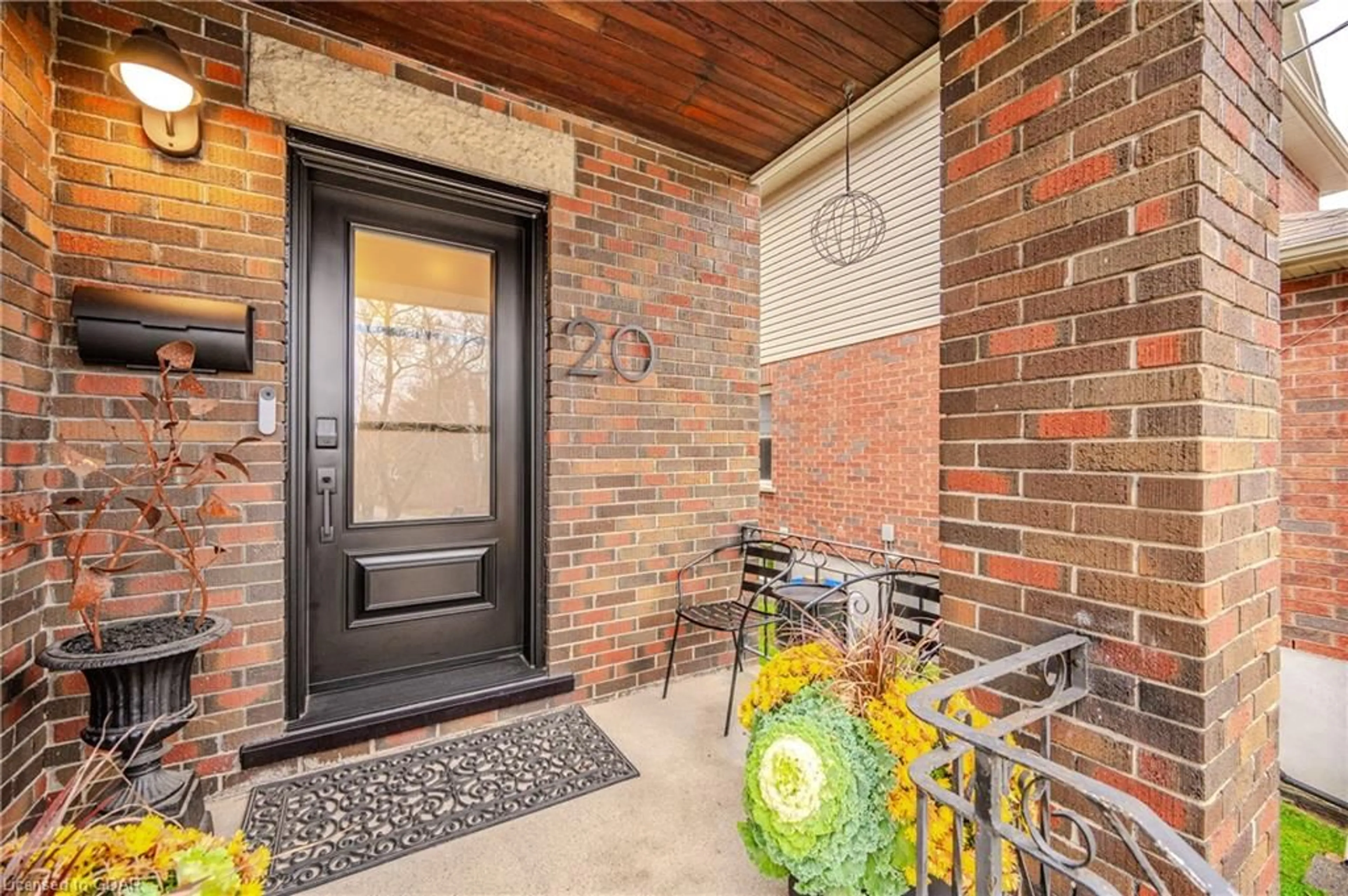 Indoor entryway, wood floors for 20 Mac Ave, Guelph Ontario N1H 1M9