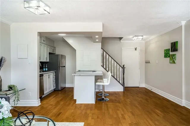 Additional property image - 10 John St Unit 209