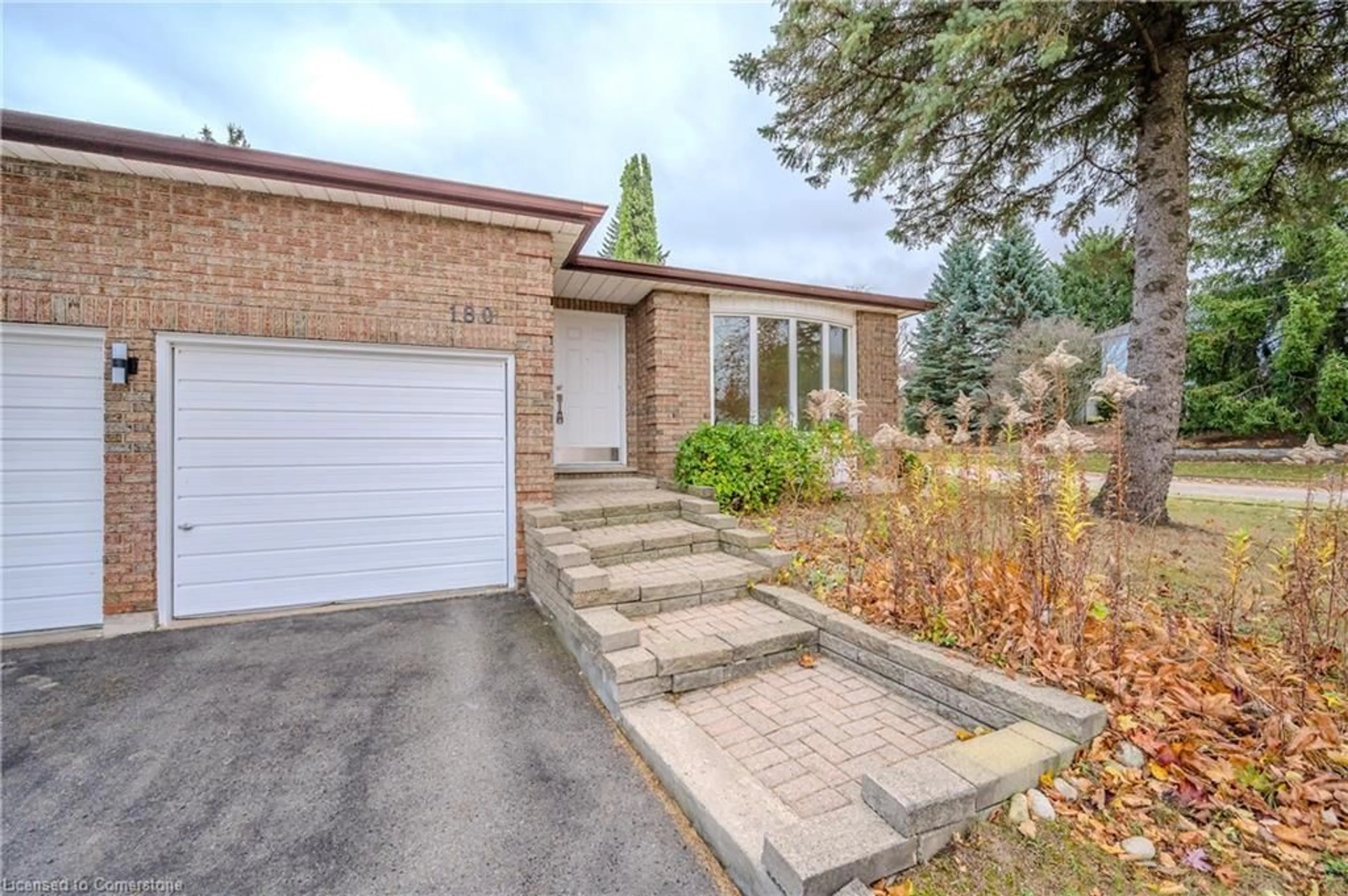 Home with brick exterior material for 180 Westvale Dr, Waterloo Ontario N2T 1C2