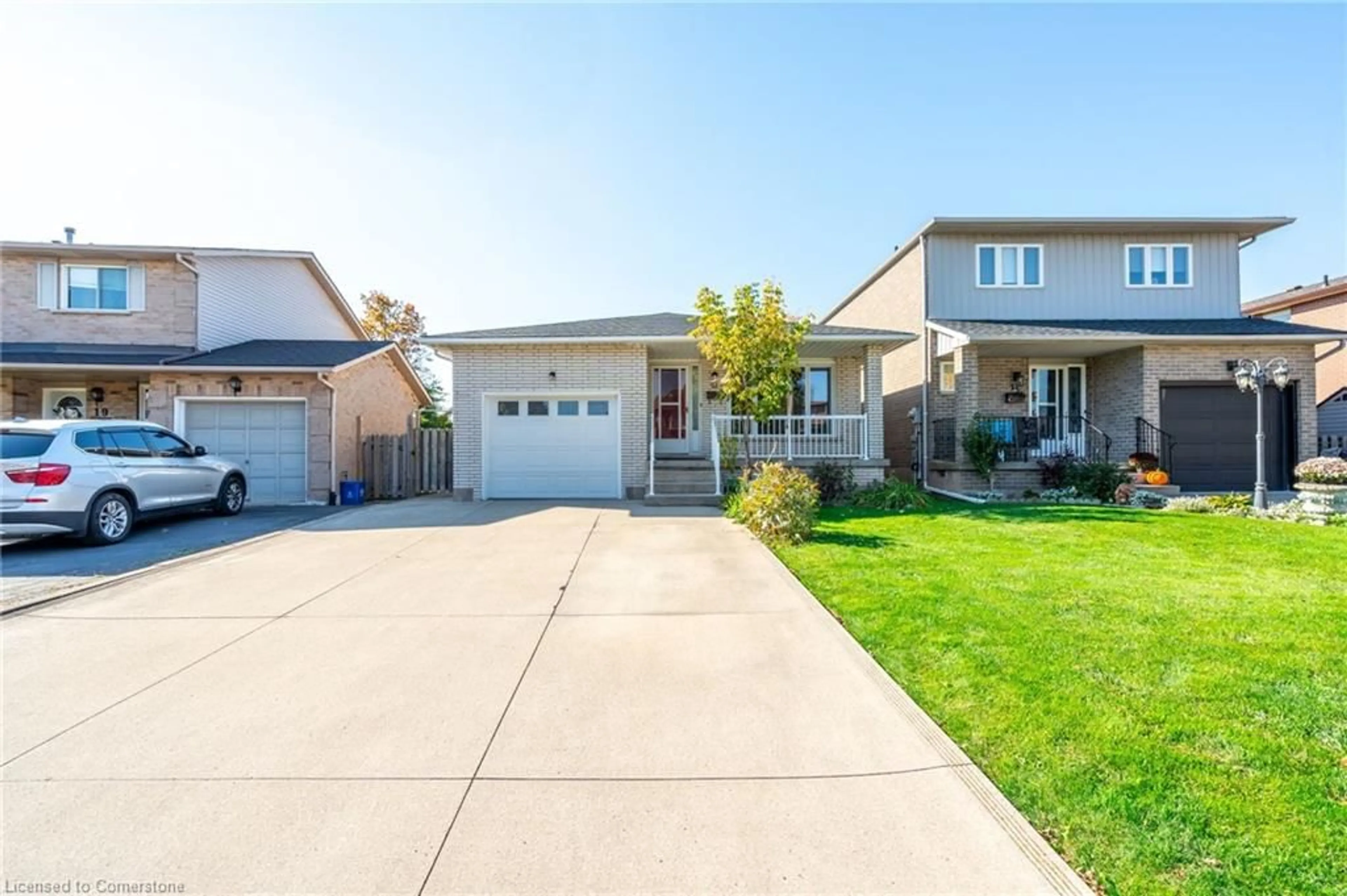 Frontside or backside of a home, the street view for 21 Darrow Dr, Stoney Creek Ontario L8E 4P4