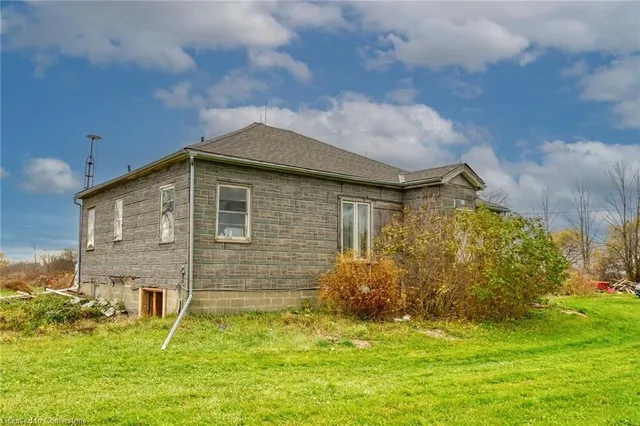 Additional property image - 1221 Binbrook Rd