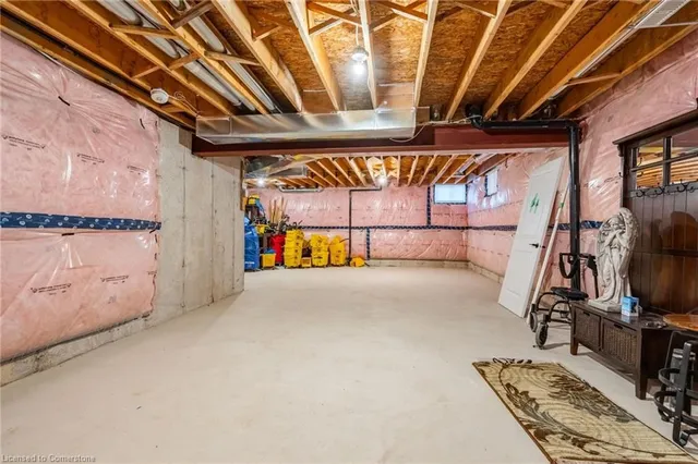 Additional property image - 8 Cesar Pl