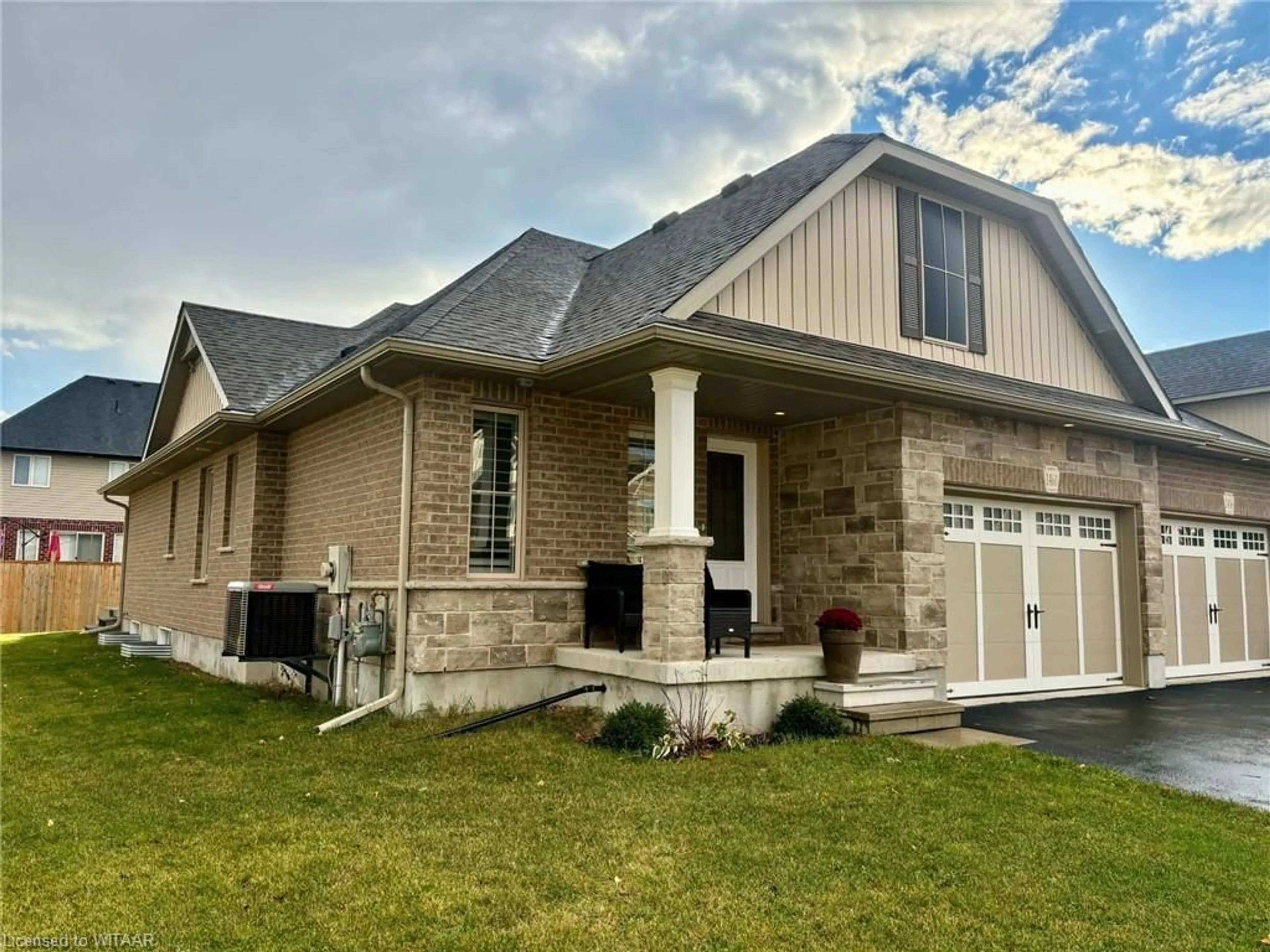 Home with brick exterior material for 1460 Dunkirk Avenue, Woodstock Ontario N4T 0J9