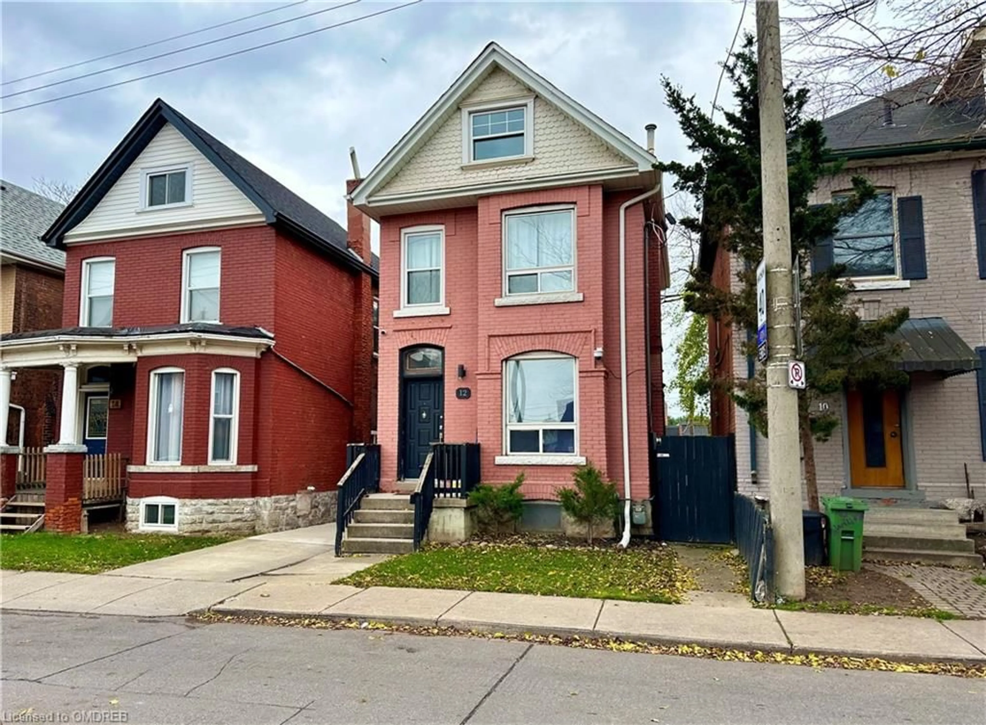 Frontside or backside of a home, the street view for 12 William St, Hamilton Ontario L8L 5T7