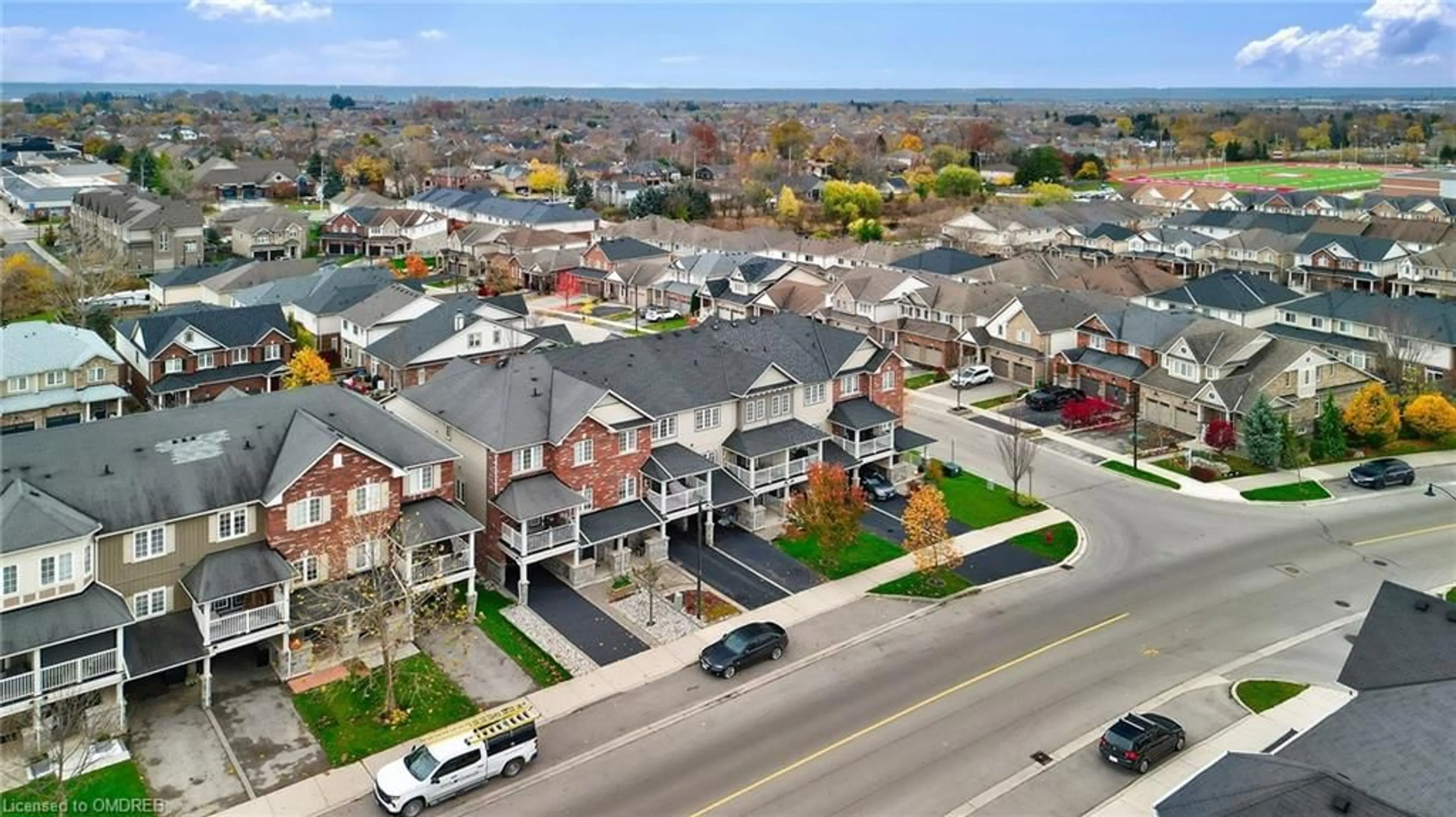 A pic from exterior of the house or condo, the street view for 45 Nisbet Blvd, Waterdown Ontario L8B 0T1